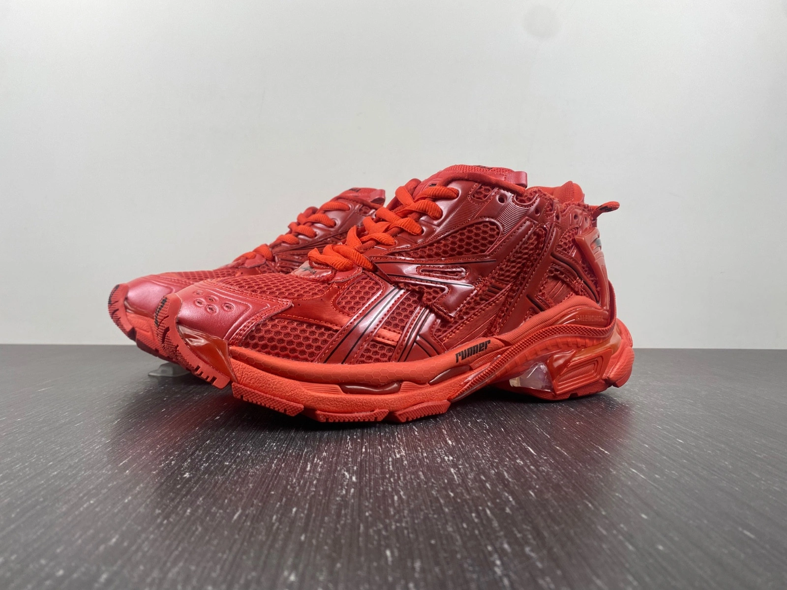 Balenciaga  7.0  Runner sneaker