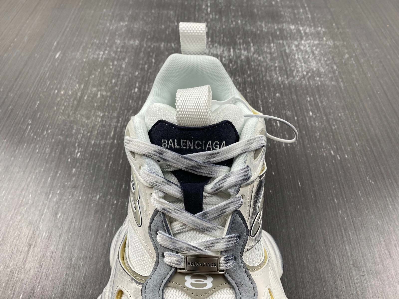 Balenciaga  MEN'S CARGO SNEAKER