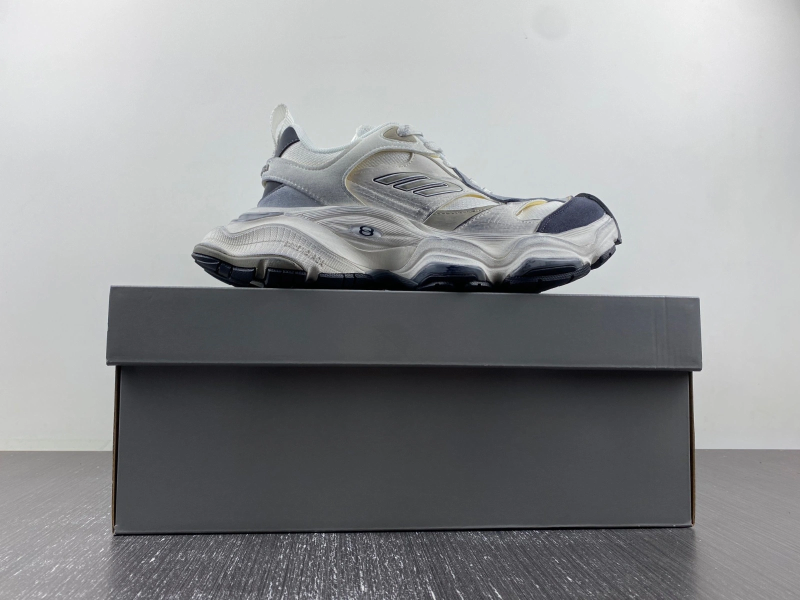 Balenciaga  MEN'S CARGO SNEAKER
