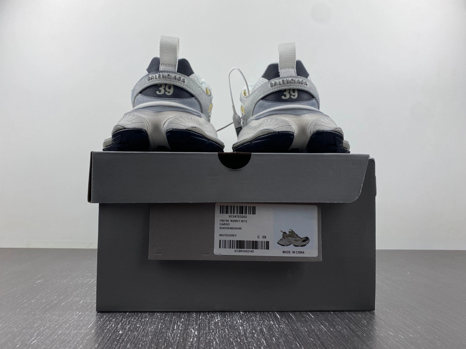 Balenciaga  MEN'S CARGO SNEAKER