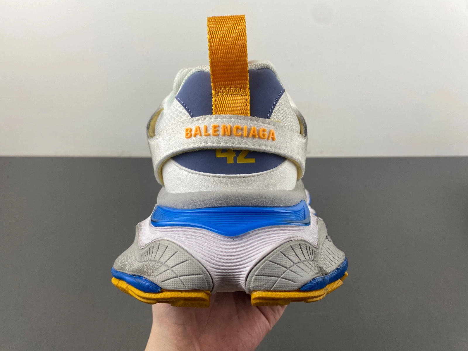 Balenciaga  MEN'S CARGO SNEAKER