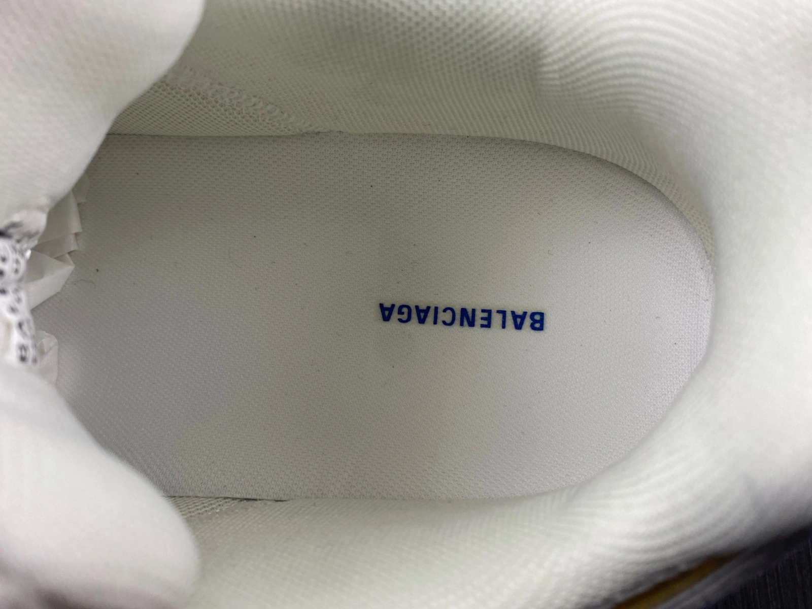 Balenciaga  MEN'S CARGO SNEAKER