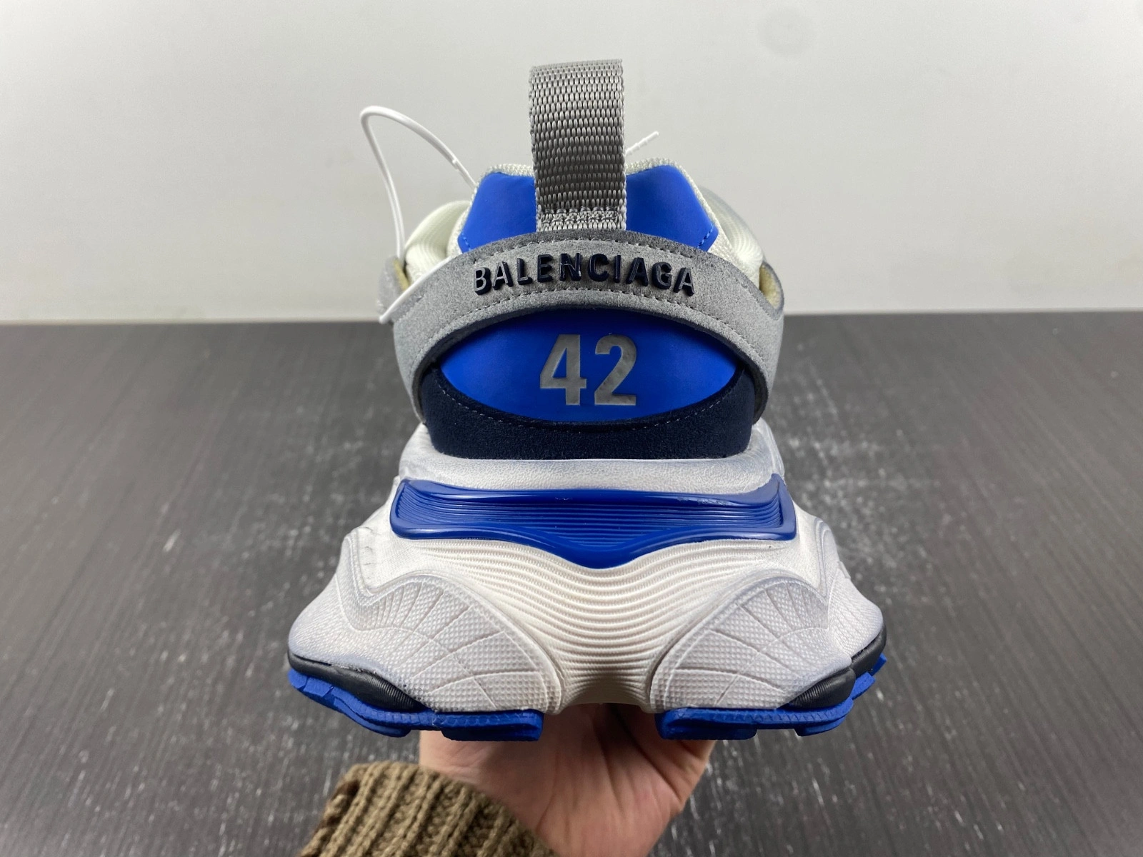 Balenciaga  MEN'S CARGO SNEAKER
