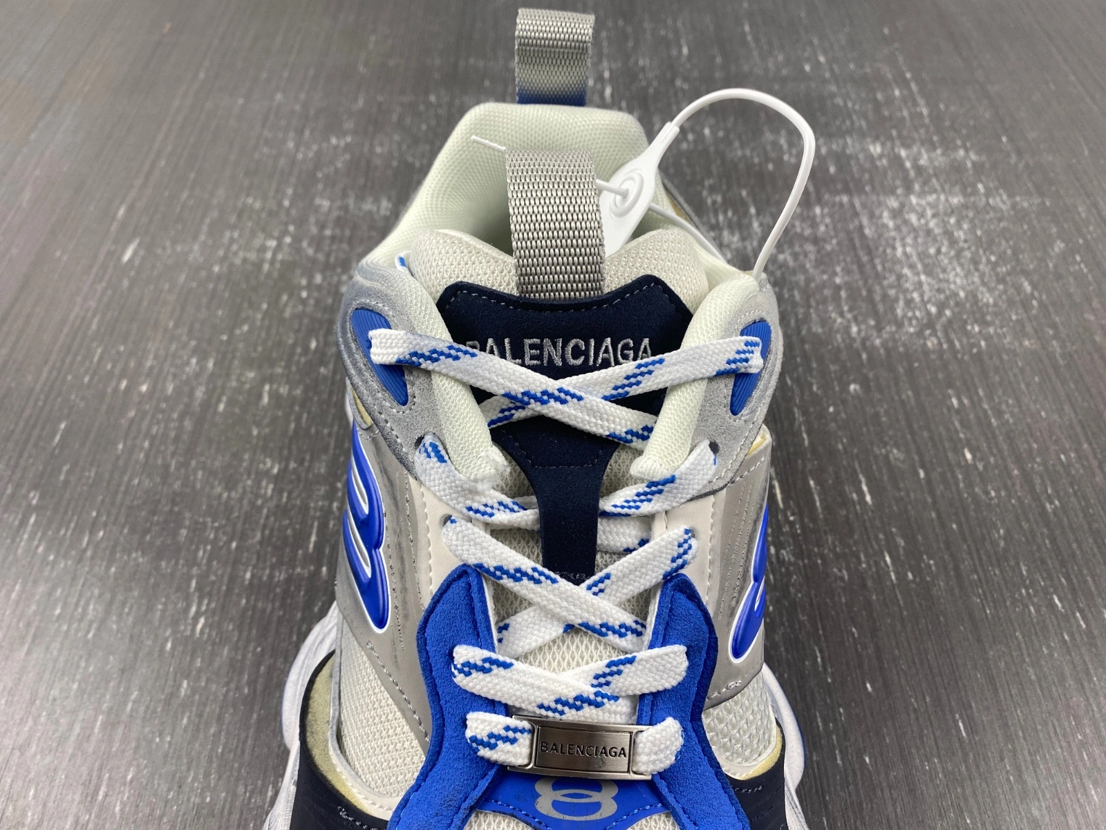 Balenciaga  MEN'S CARGO SNEAKER