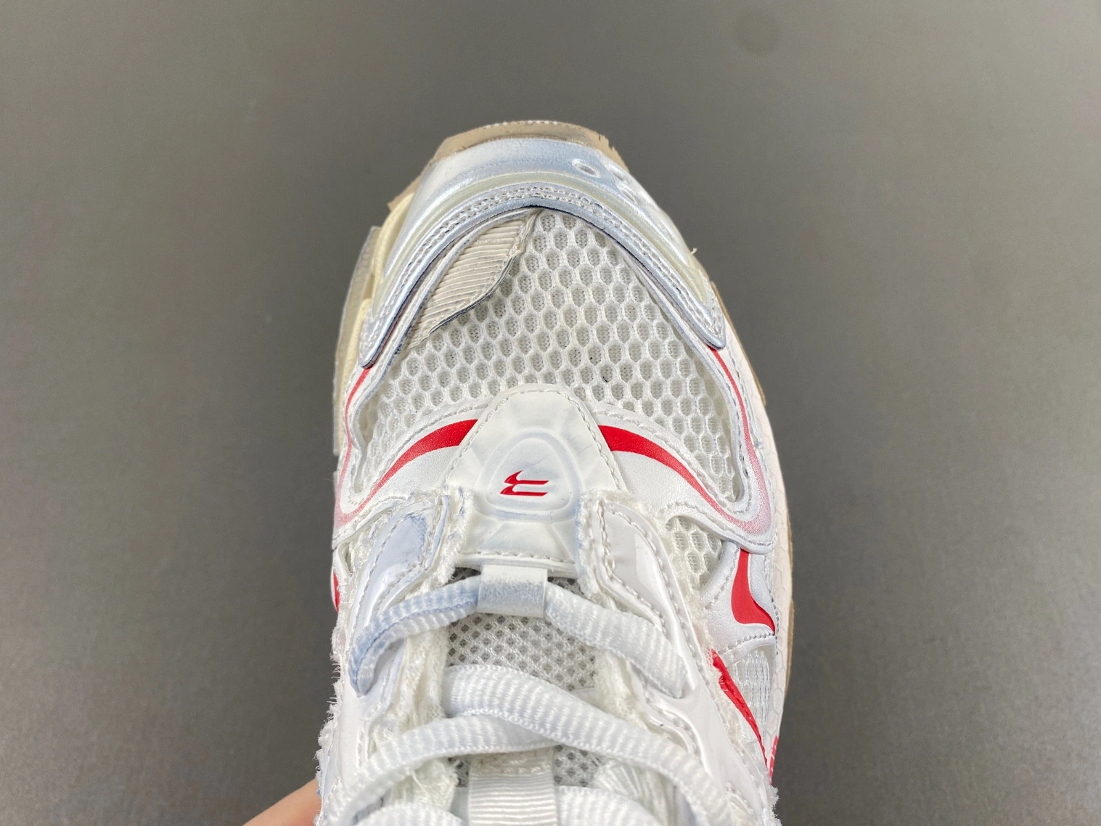Balenciaga  Runner 2 Sneaker IN WHITE BEIGE RED