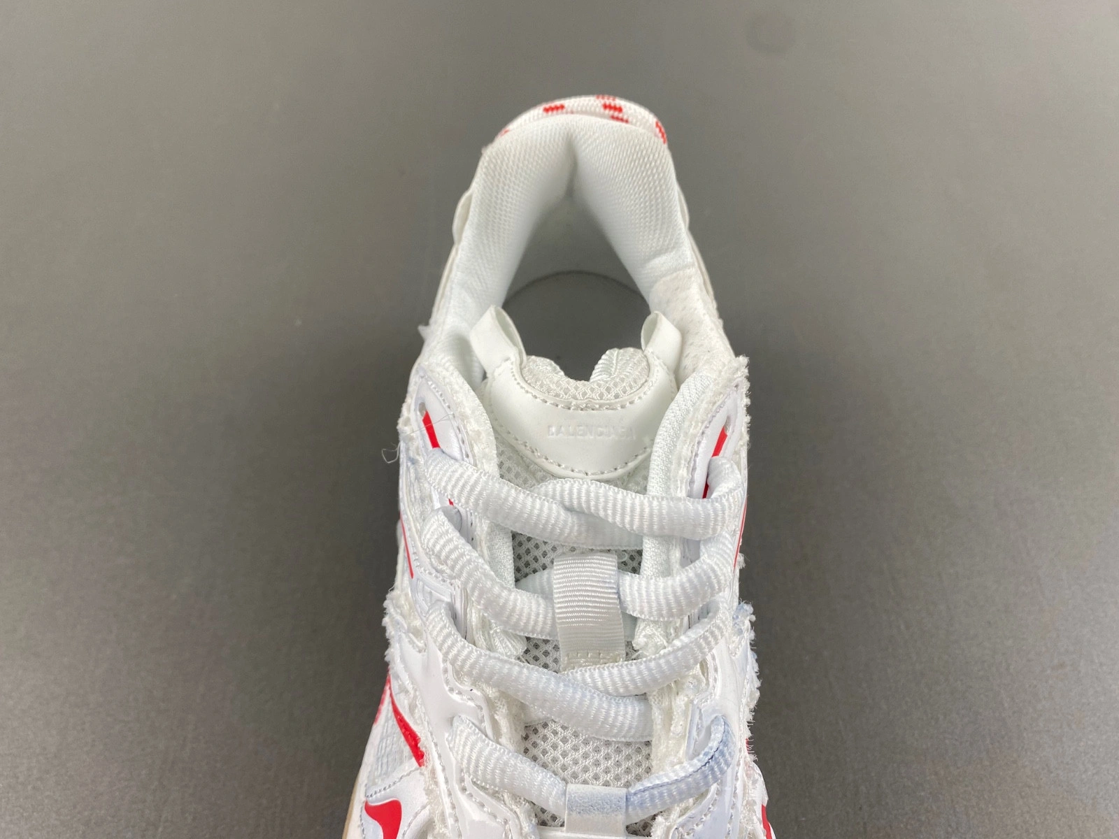 Balenciaga  Runner 2 Sneaker IN WHITE BEIGE RED