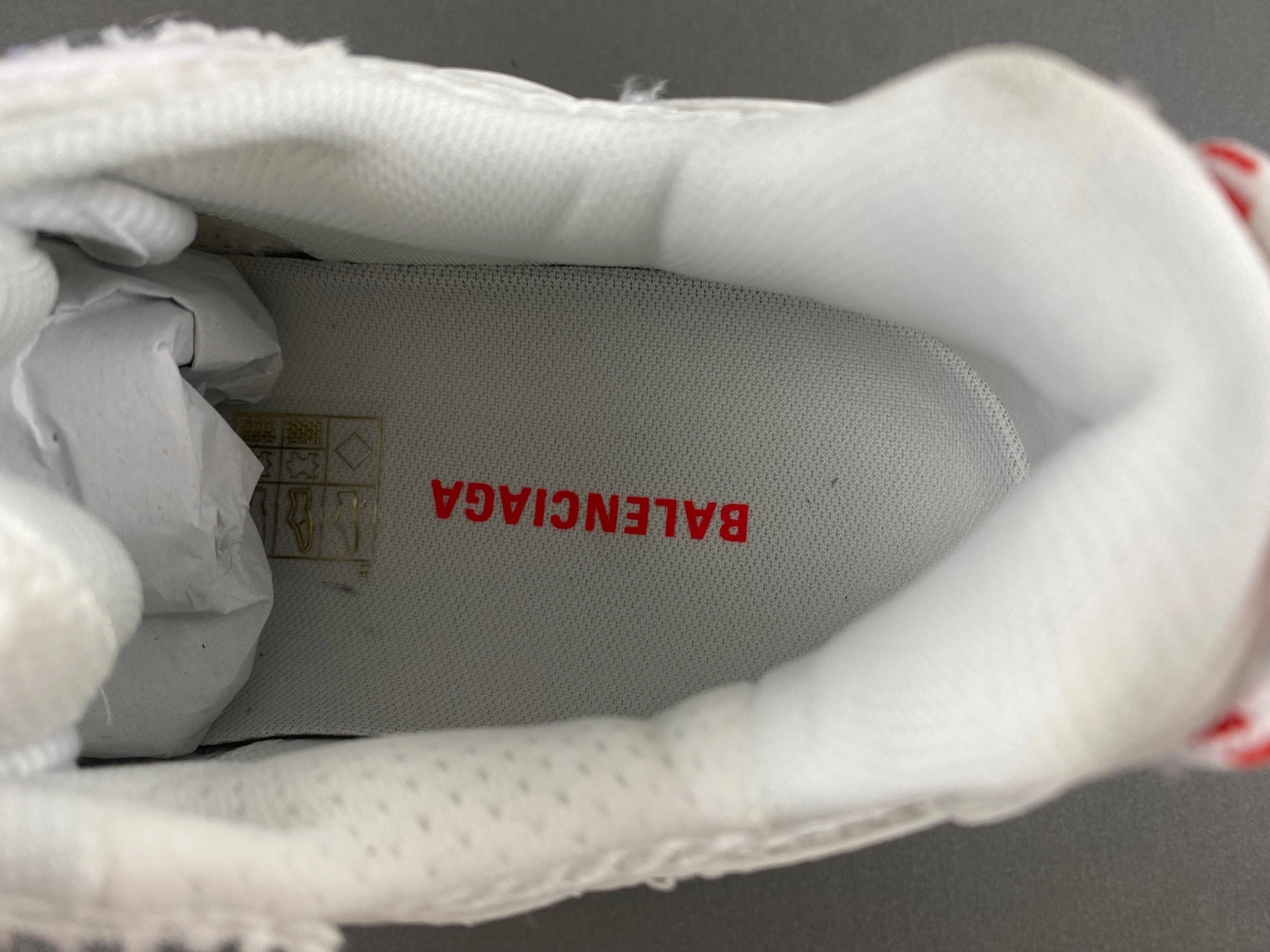 Balenciaga  Runner 2 Sneaker IN WHITE BEIGE RED