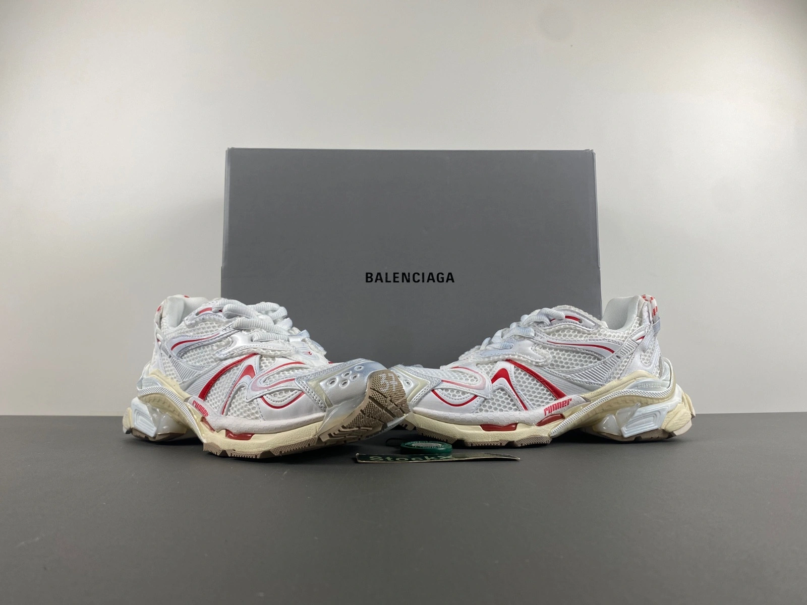 Balenciaga  Runner 2 Sneaker IN WHITE BEIGE RED