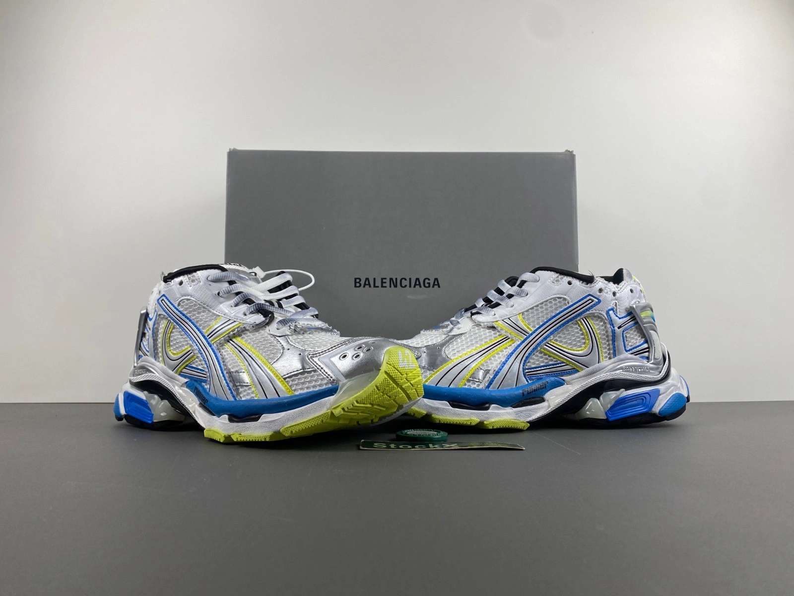 Balenciaga  Runner Sneaker in WHITE YELLOW BLUE