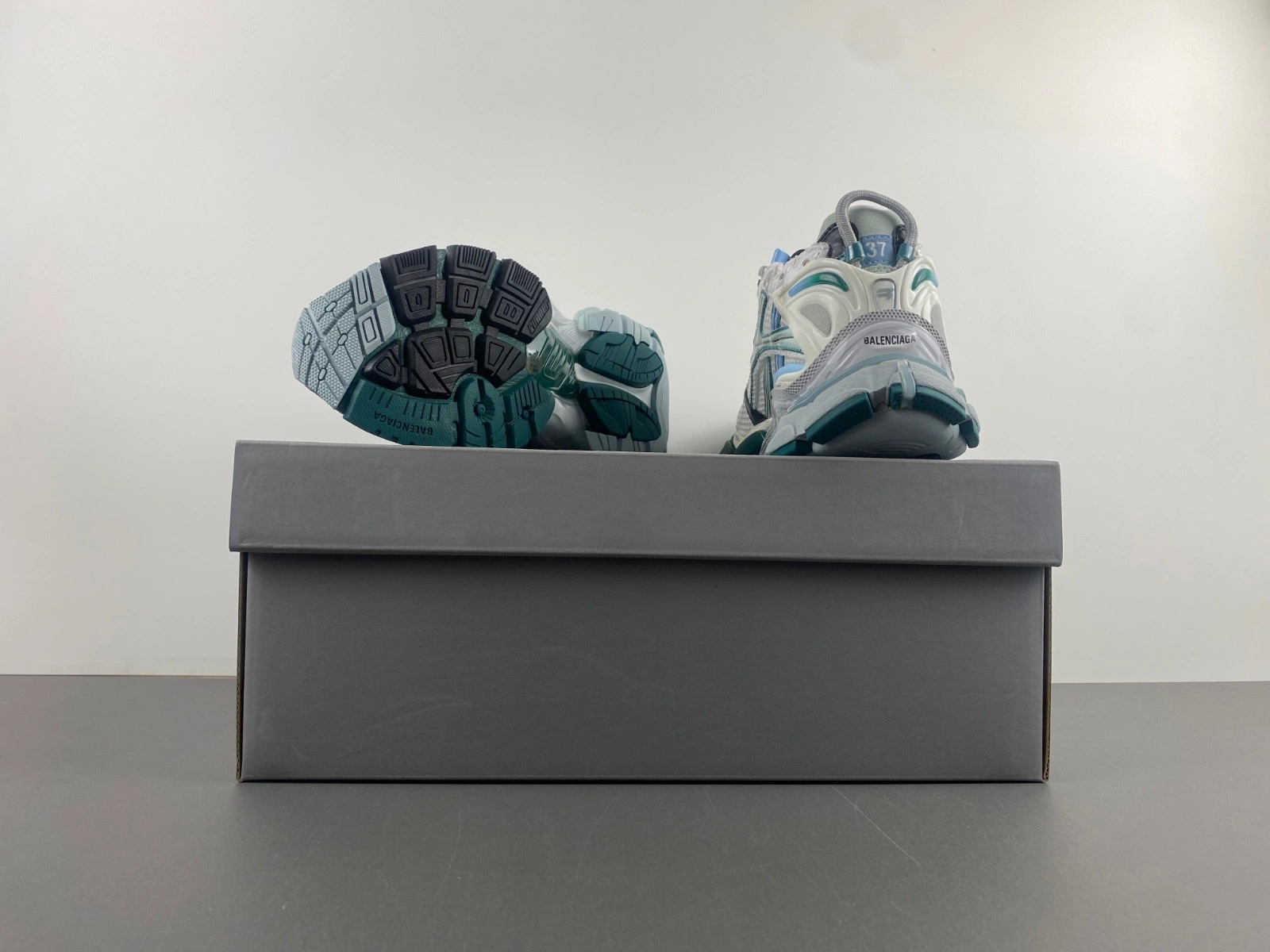 Balenciaga  Runner Sneaker in White green blue