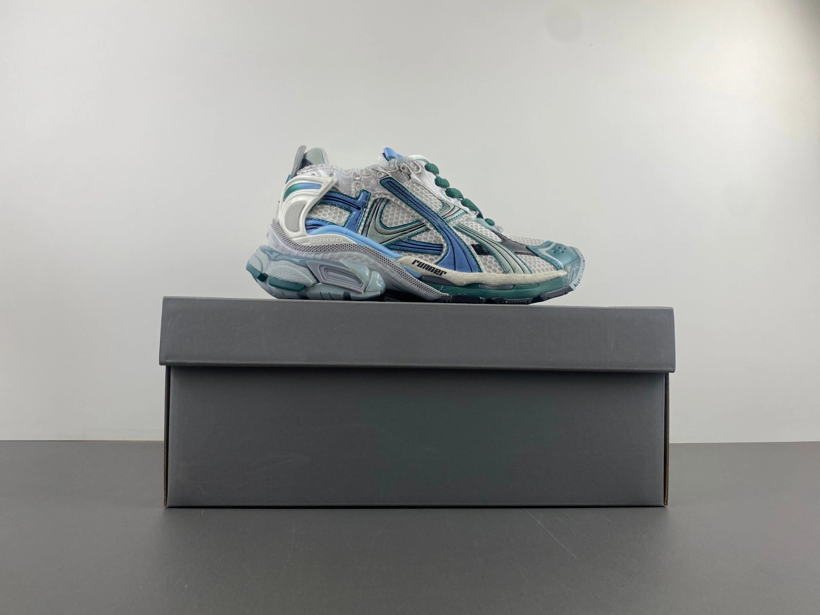 Balenciaga  Runner Sneaker in White green blue