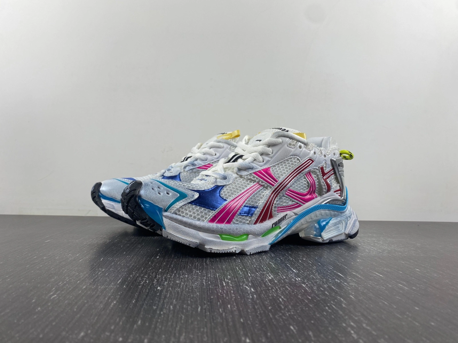 Balenciaga  Runner Sneaker