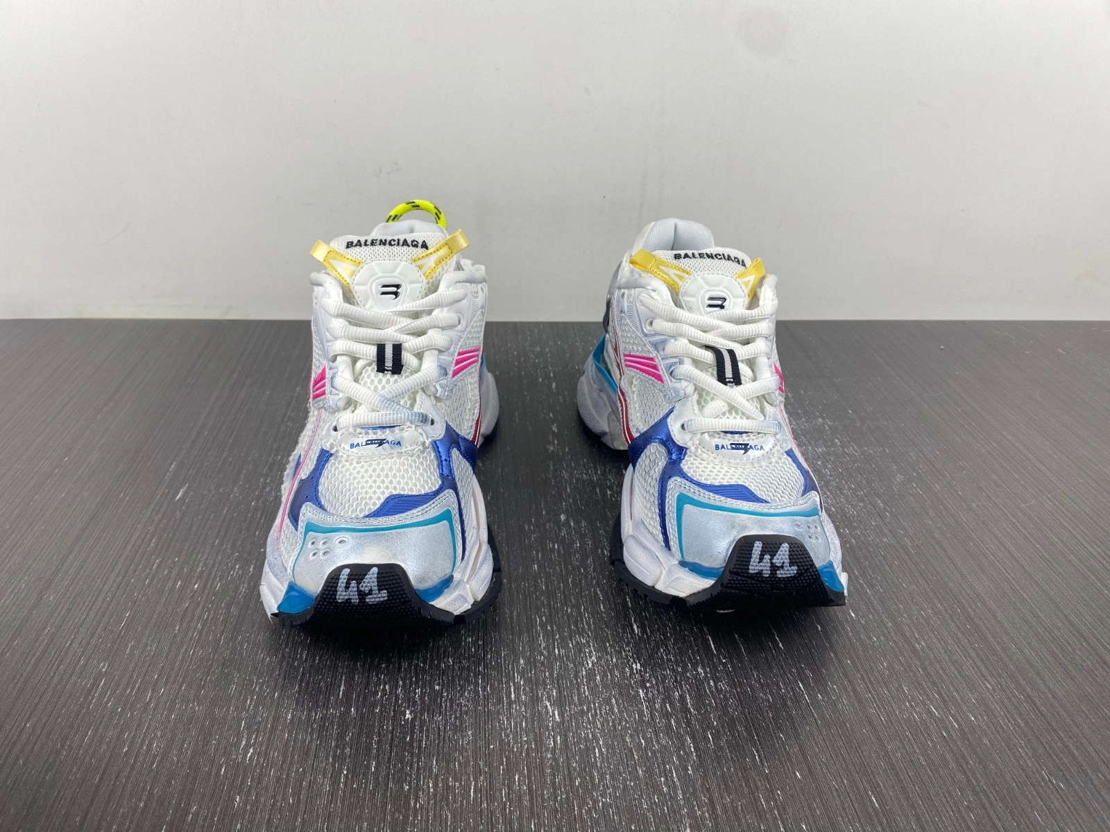 Balenciaga  Runner Sneaker