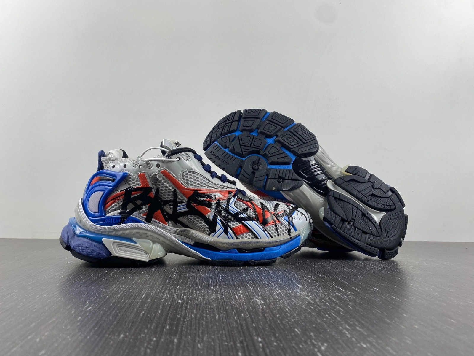 Balenciaga  Runner Sneaker