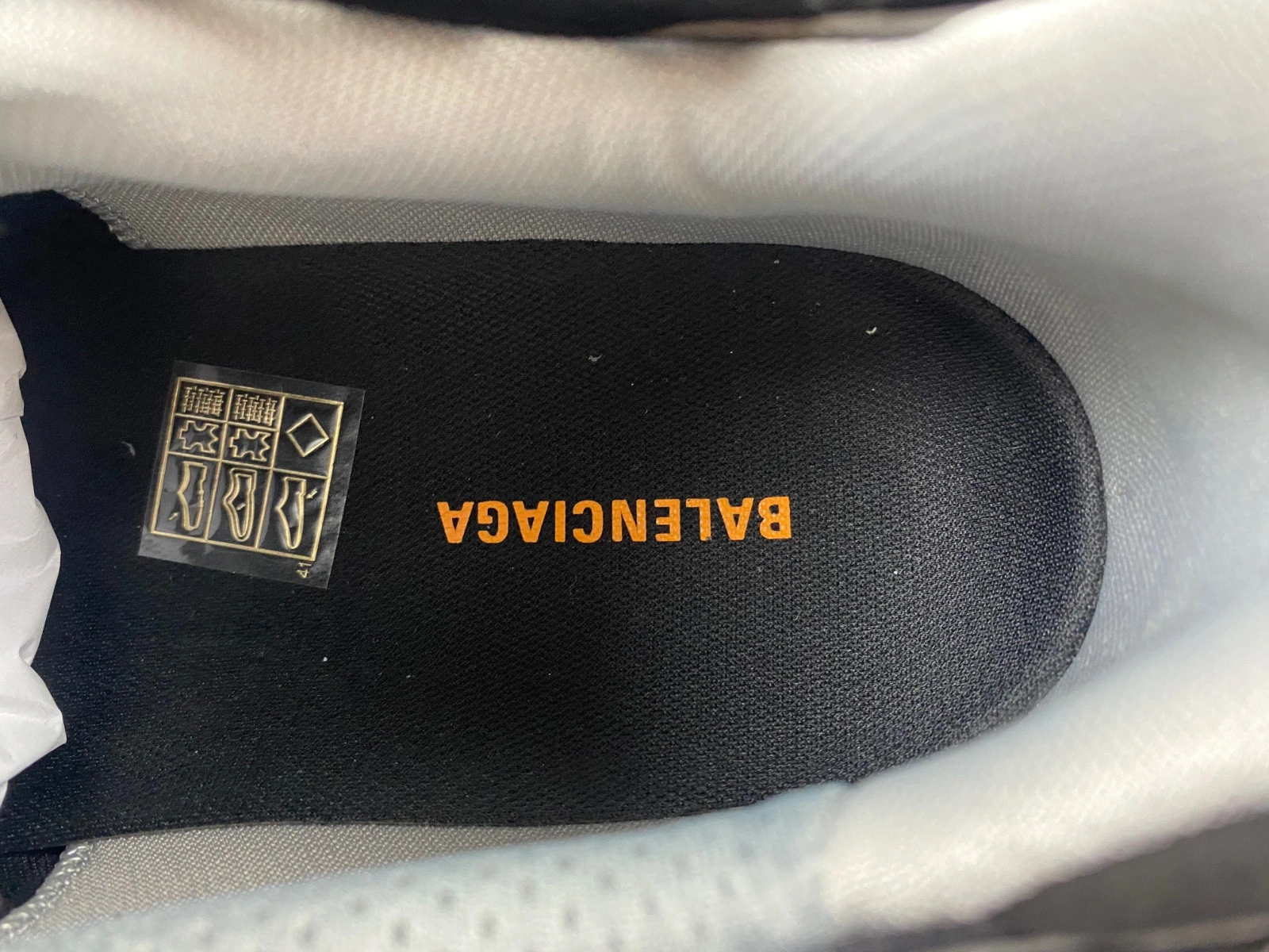 Balenciaga  Runner Sneaker