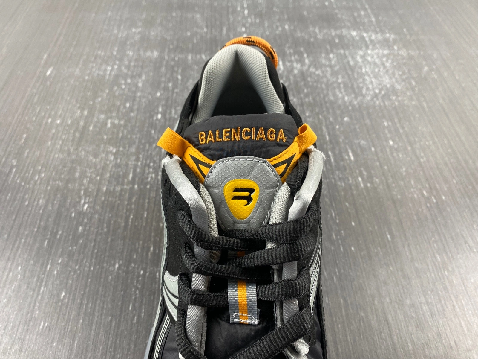 Balenciaga  Runner Sneaker