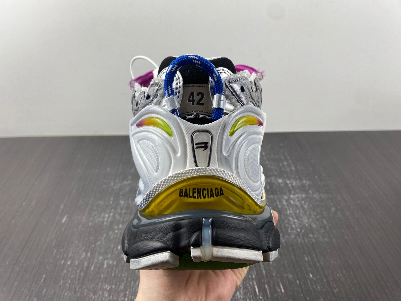 Balenciaga  Runner Sneaker