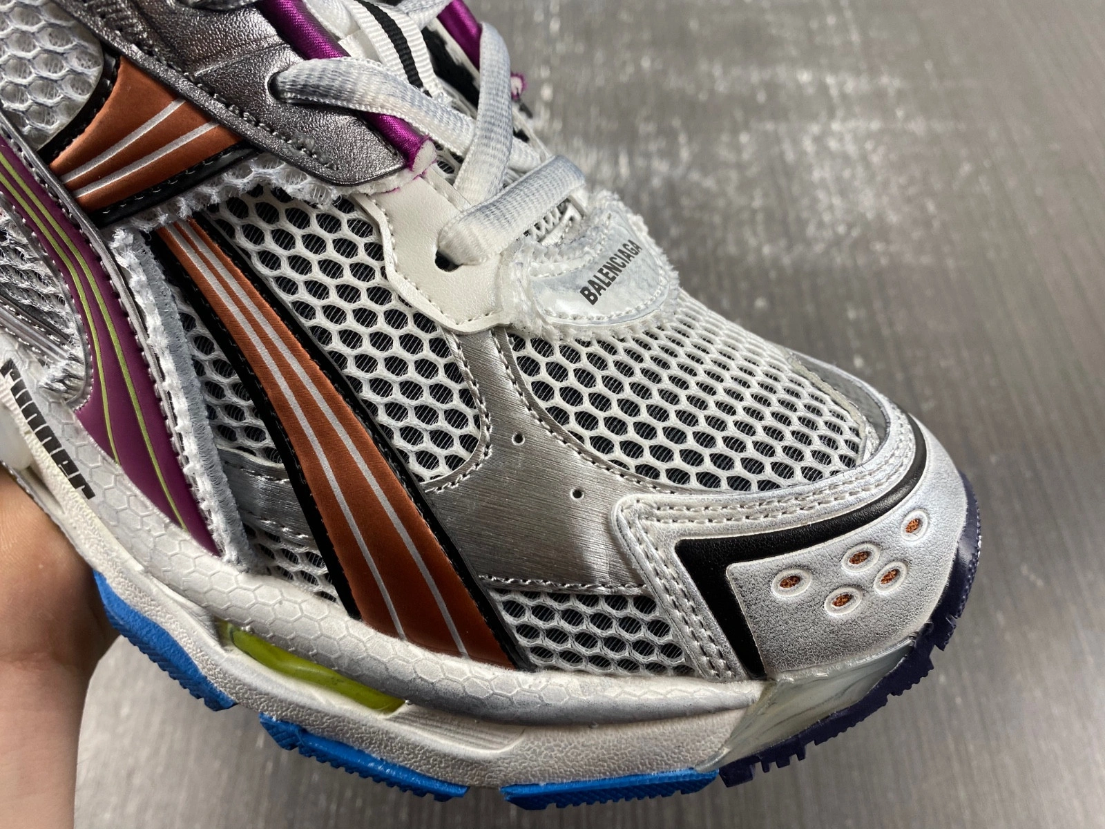 Balenciaga  Runner Sneaker