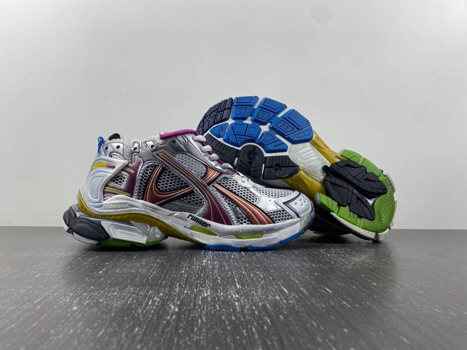 Balenciaga  Runner Sneaker