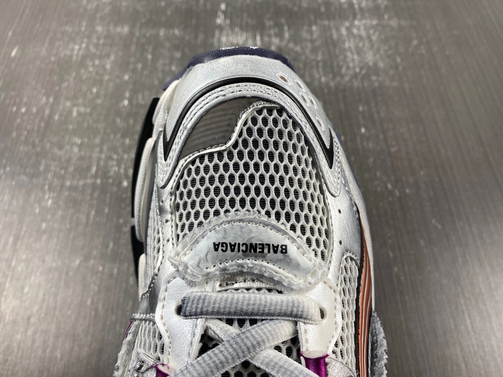 Balenciaga  Runner Sneaker