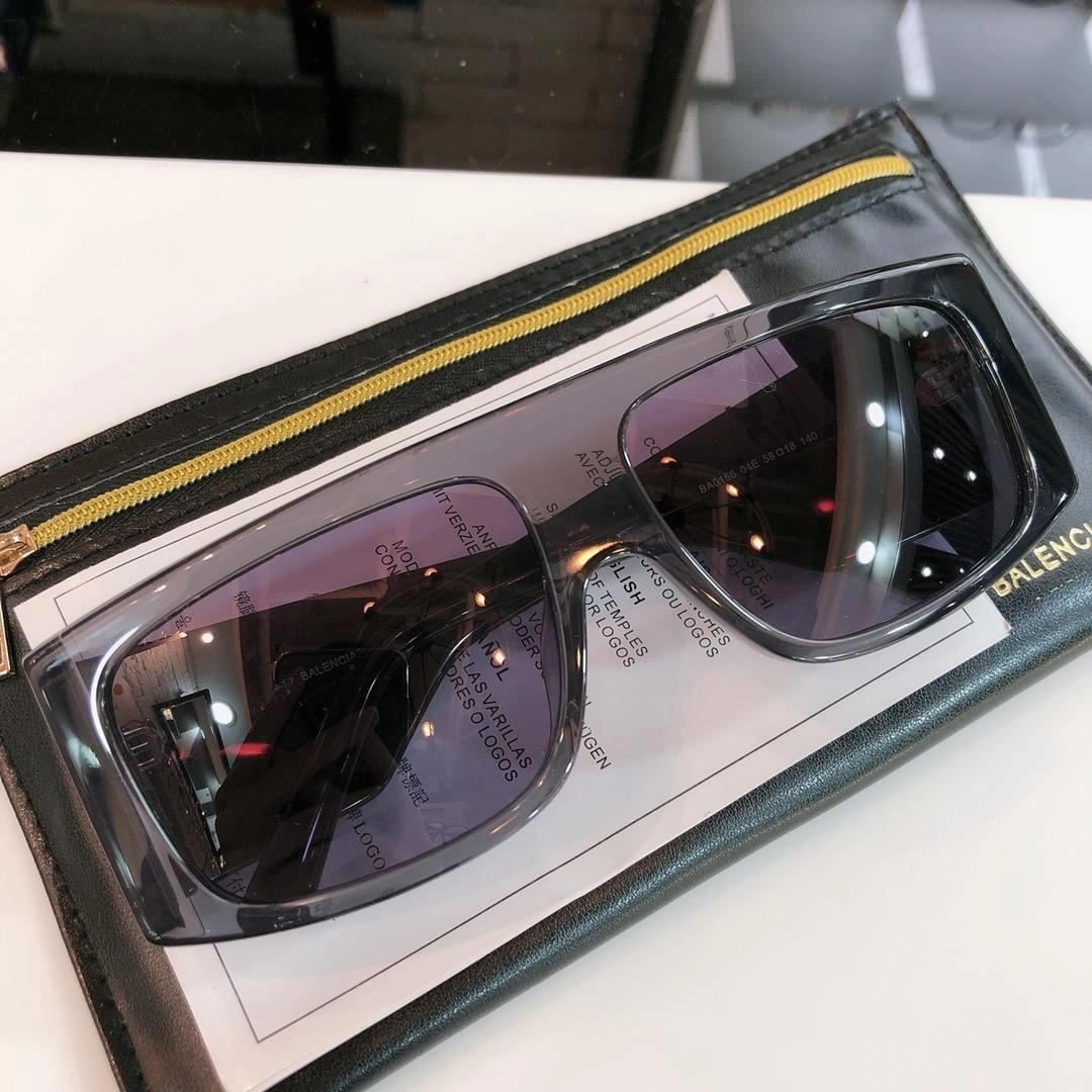 Balenciaga  THICK Square Sunglasses BA0156