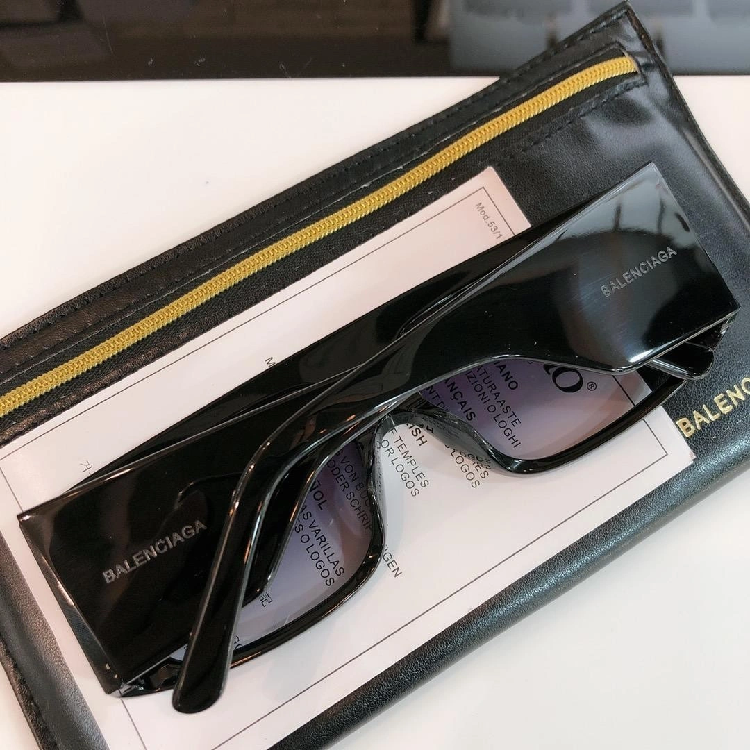 Balenciaga  THICK Square Sunglasses BA0156