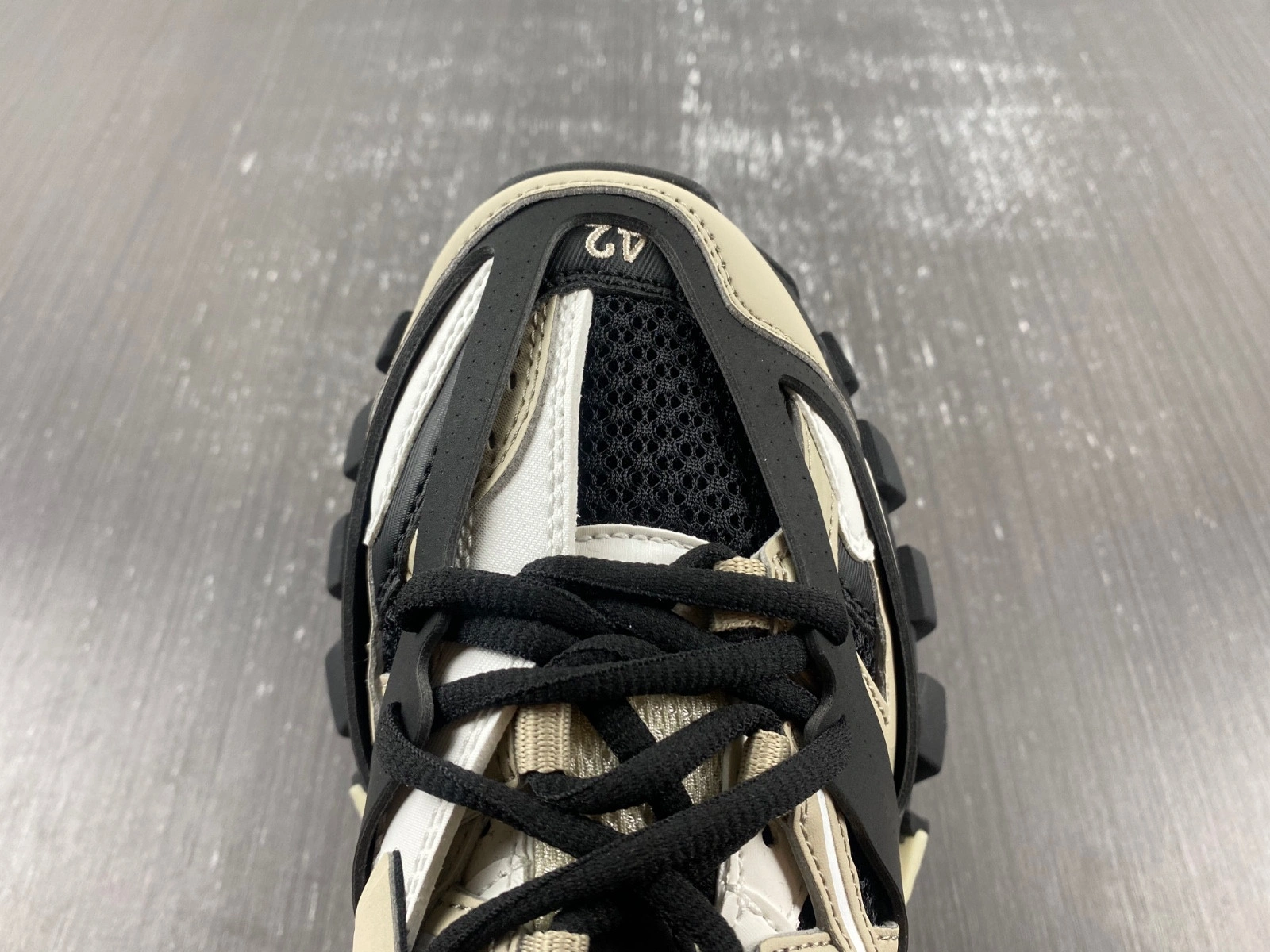 Balenciaga  Track Sneaker