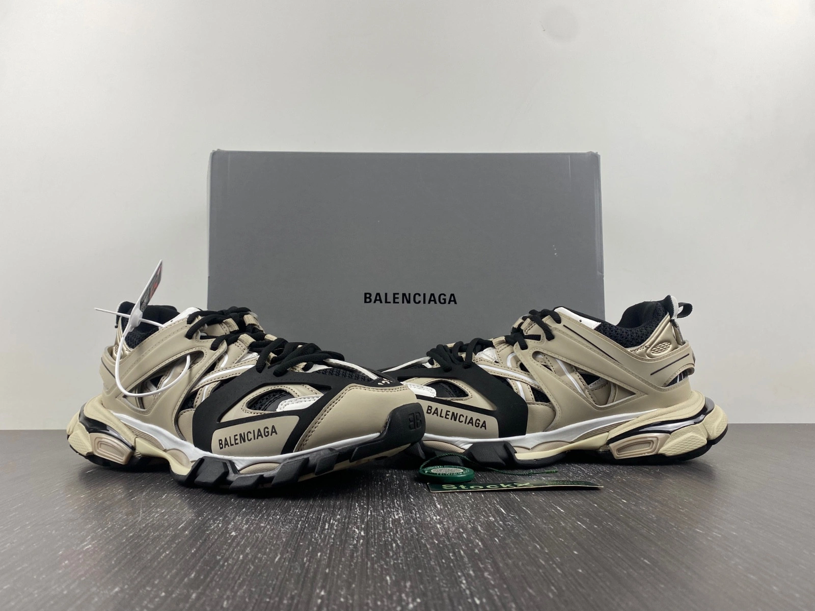 Balenciaga  Track Sneaker
