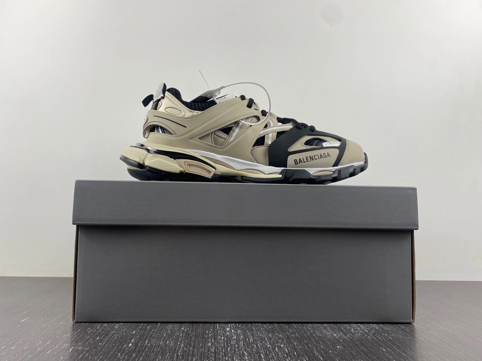 Balenciaga  Track Sneaker