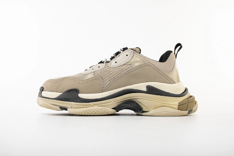 Balenciaga  Triple S Trainers Vanille