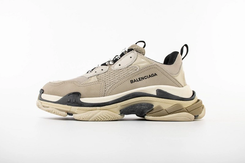 Balenciaga  Triple S Trainers Vanille