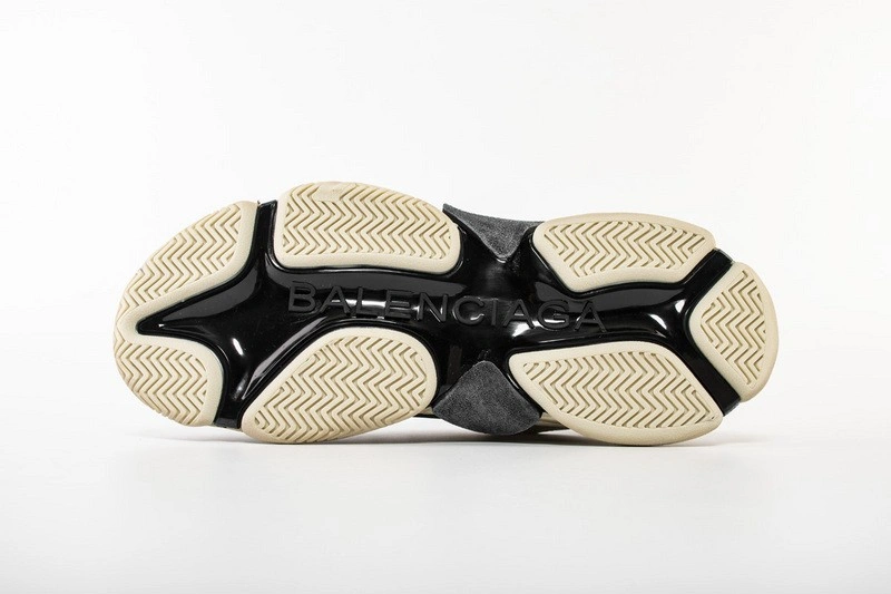Balenciaga  Triple S Trainers Vanille