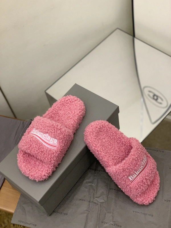 Balenciaga  WOMEN'S FURRY SLIDE SANDAL IN PINK
