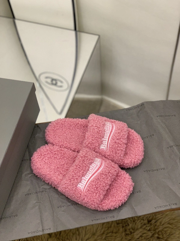 Balenciaga  WOMEN'S FURRY SLIDE SANDAL IN PINK