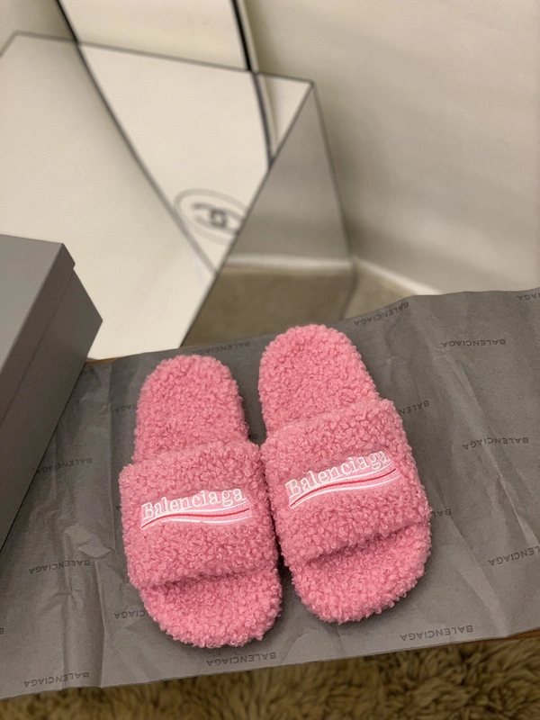 Balenciaga  WOMEN'S FURRY SLIDE SANDAL IN PINK