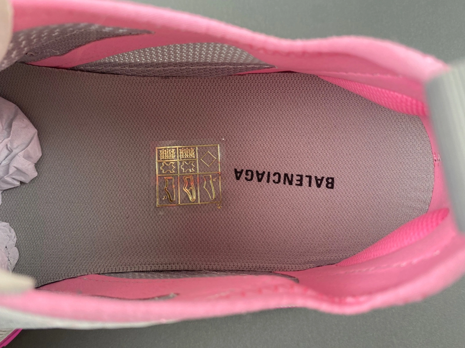 Balenciaga  Women's Circuit Sneaker in Grey white pink