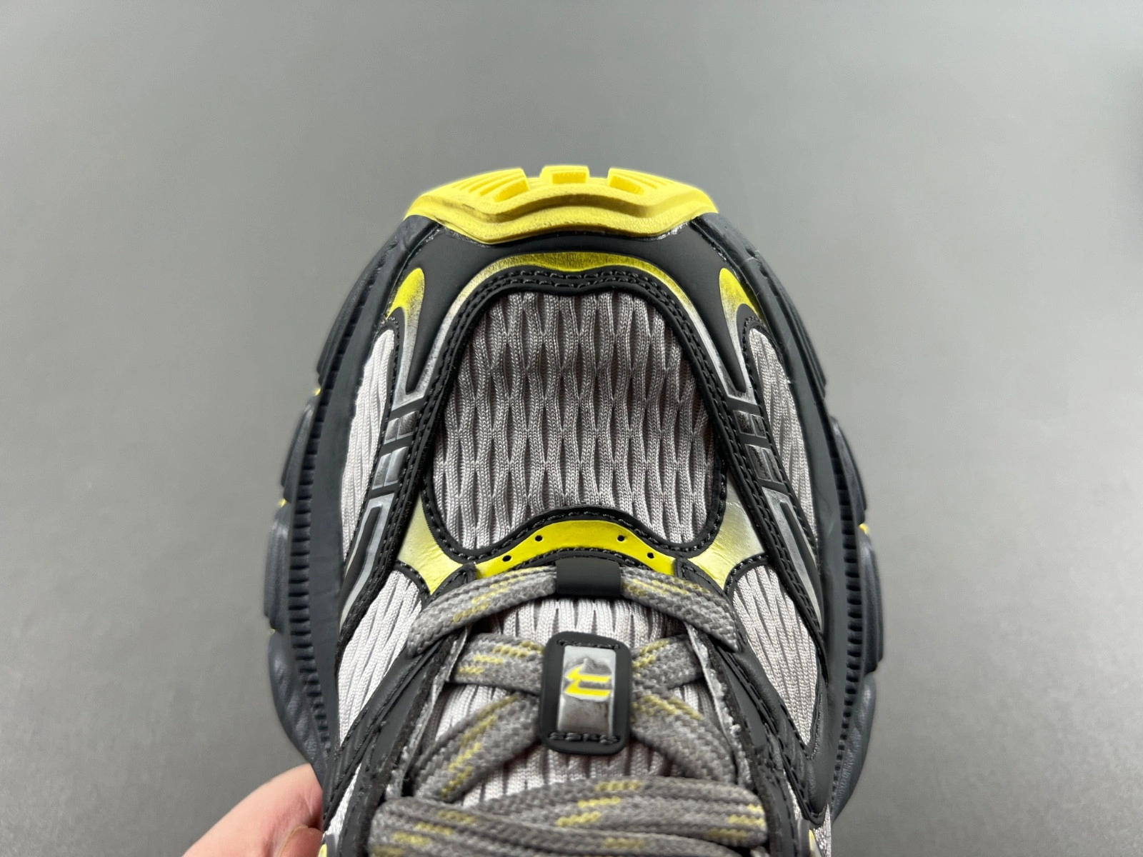 Balenciaga 10XL  SNEAKER in Grey yellow