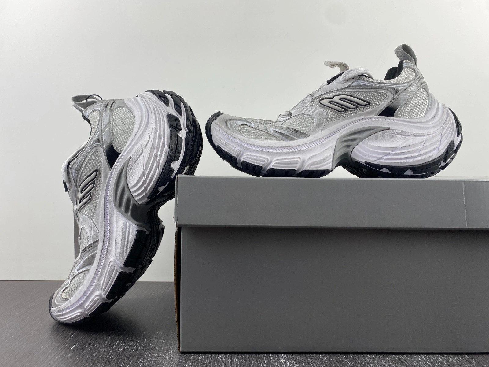 Balenciaga 10XL  SNEAKER