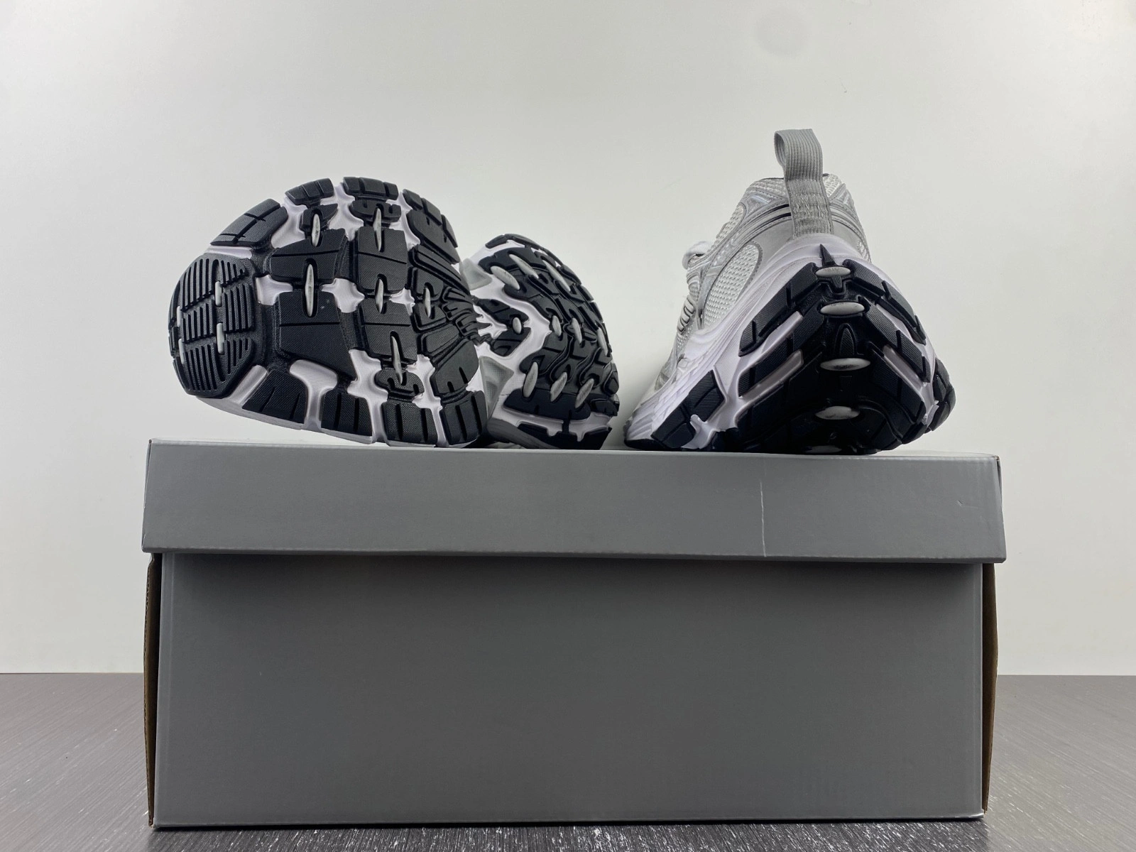 Balenciaga 10XL  SNEAKER