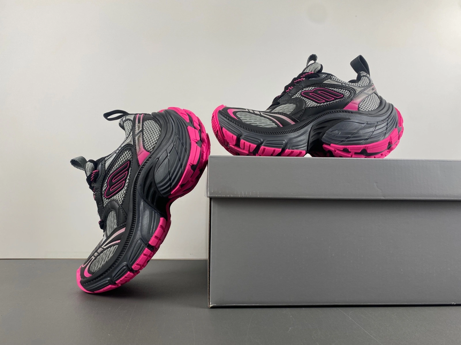 Balenciaga 10XL  SNEAKER