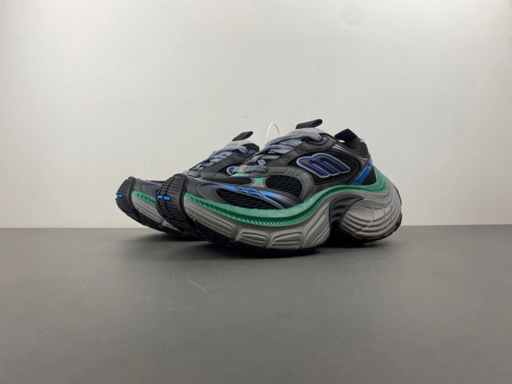 Balenciaga 10XL SNEAKER