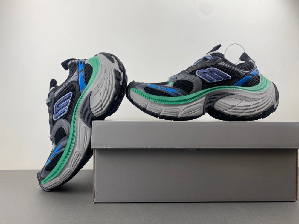 Balenciaga 10XL SNEAKER