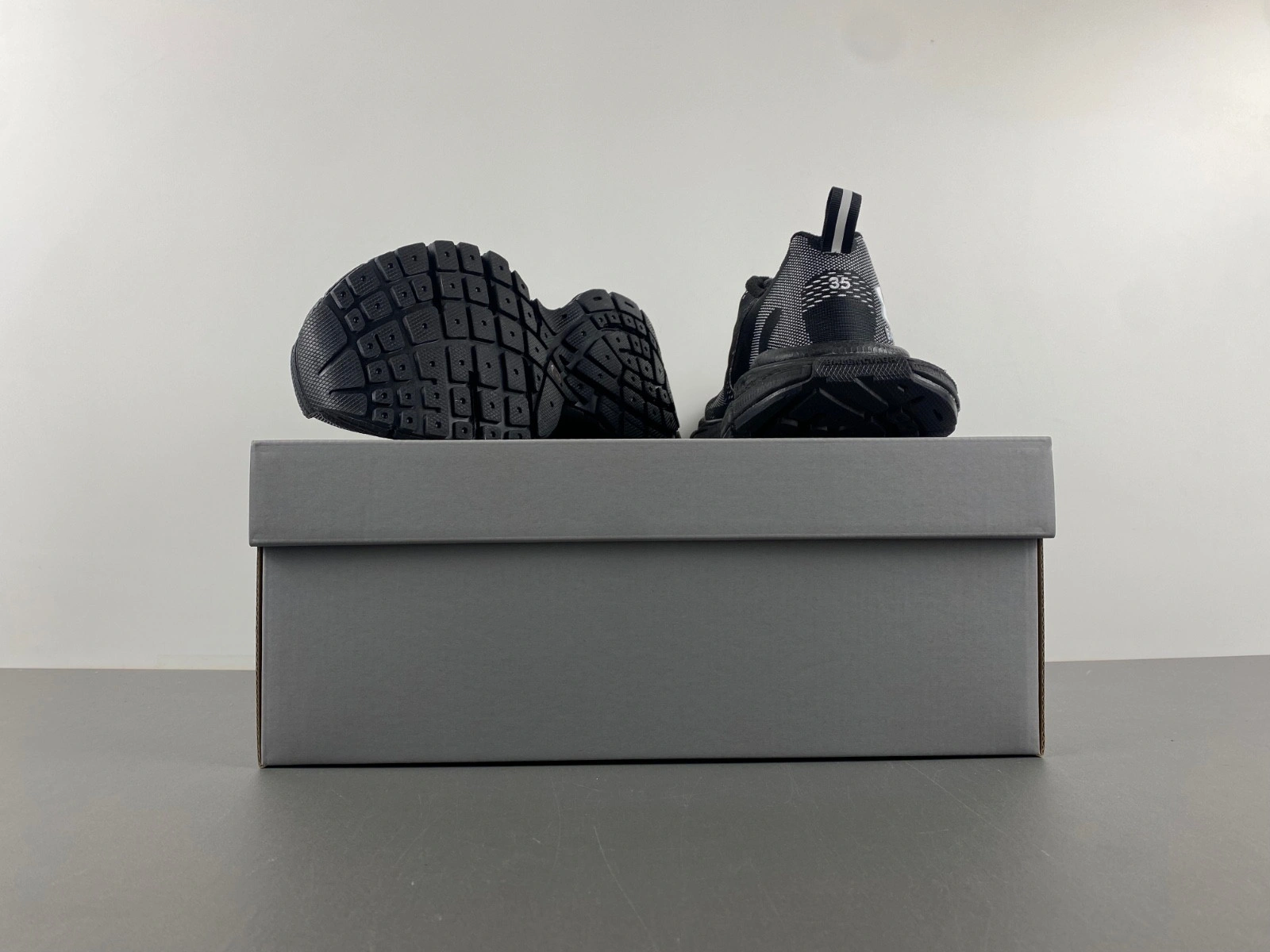 Balenciaga 3XL  SNEAKER