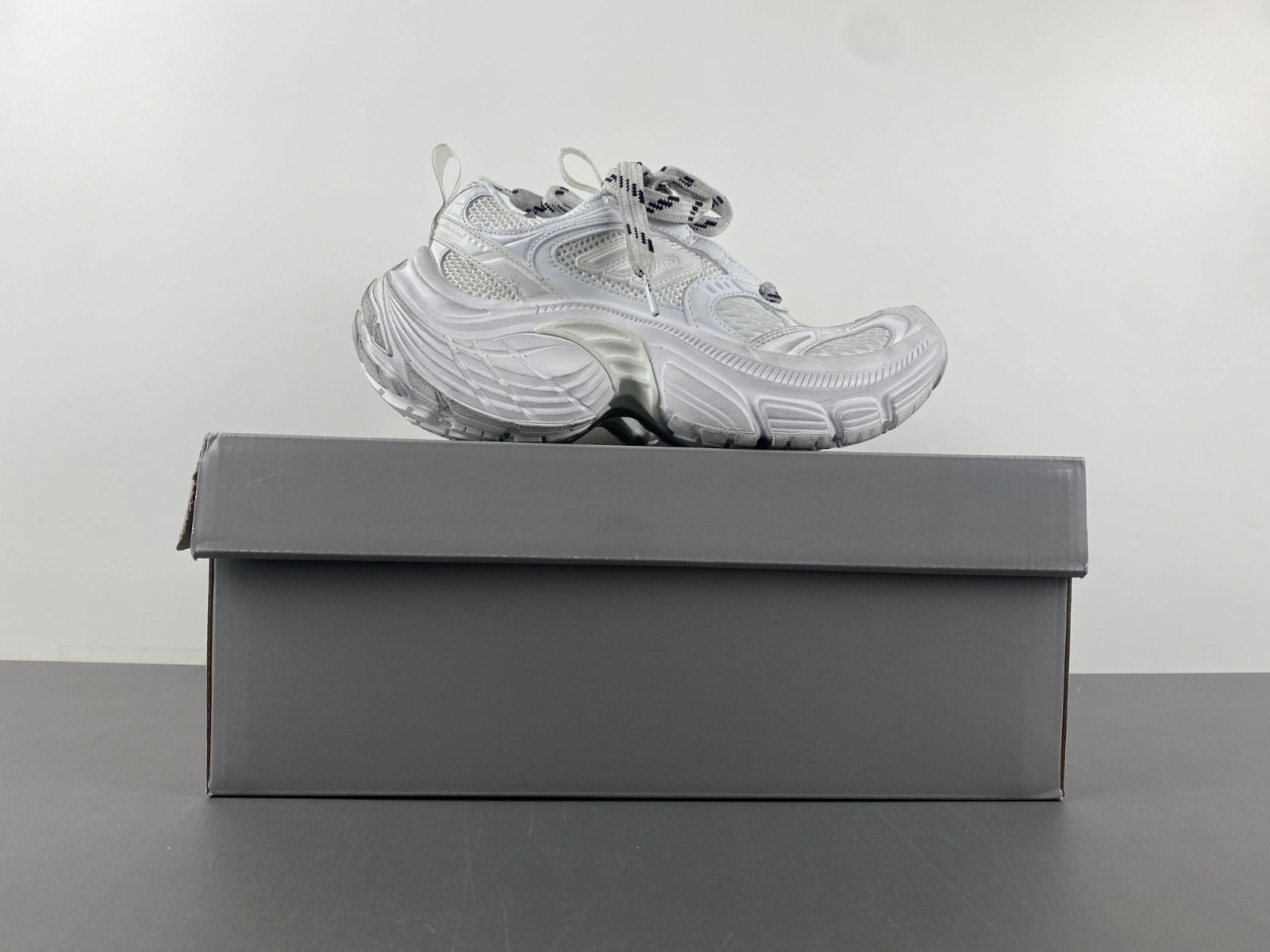 Balenciaga 6XL  SNEAKER
