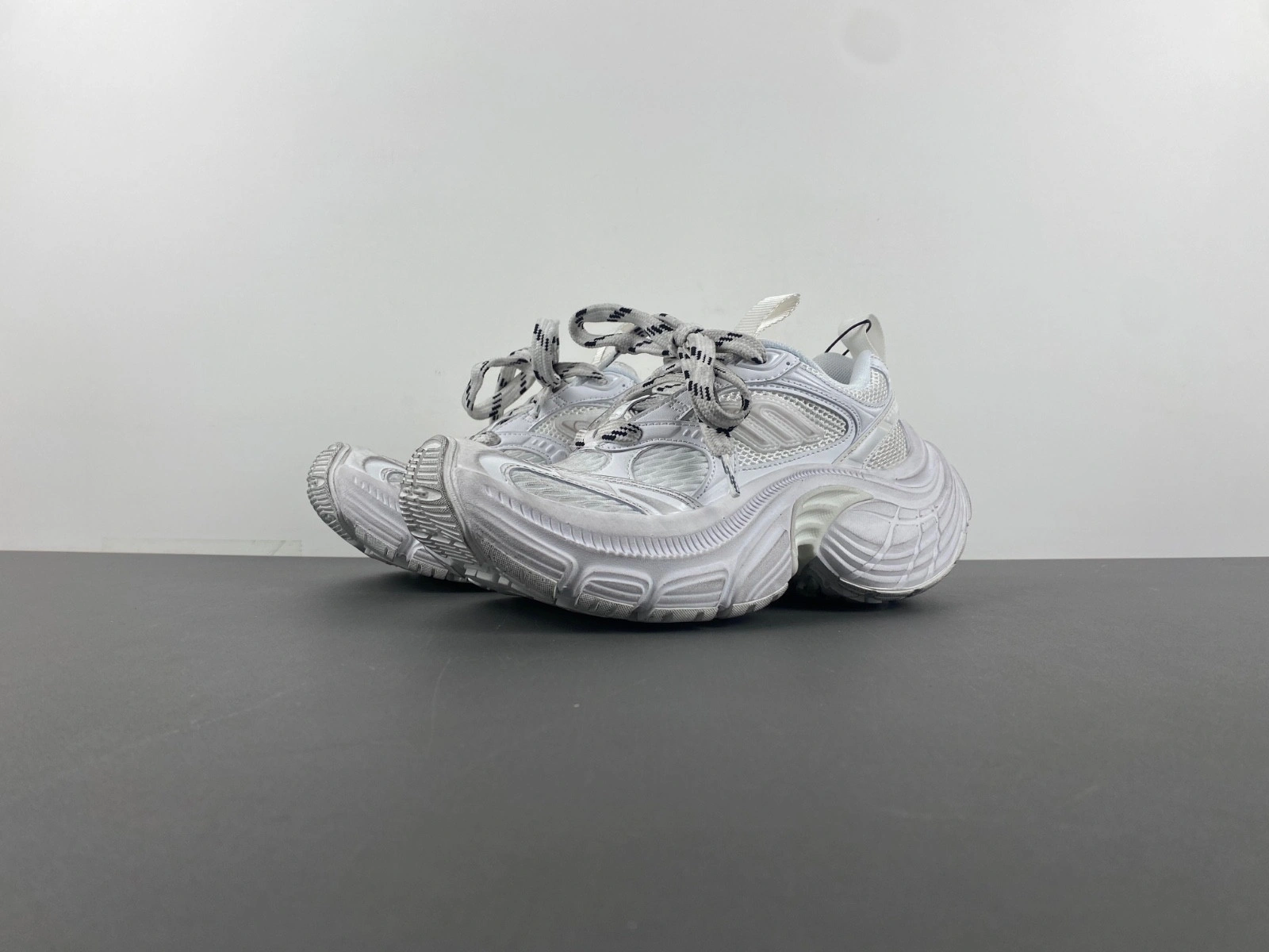 Balenciaga 6XL  SNEAKER