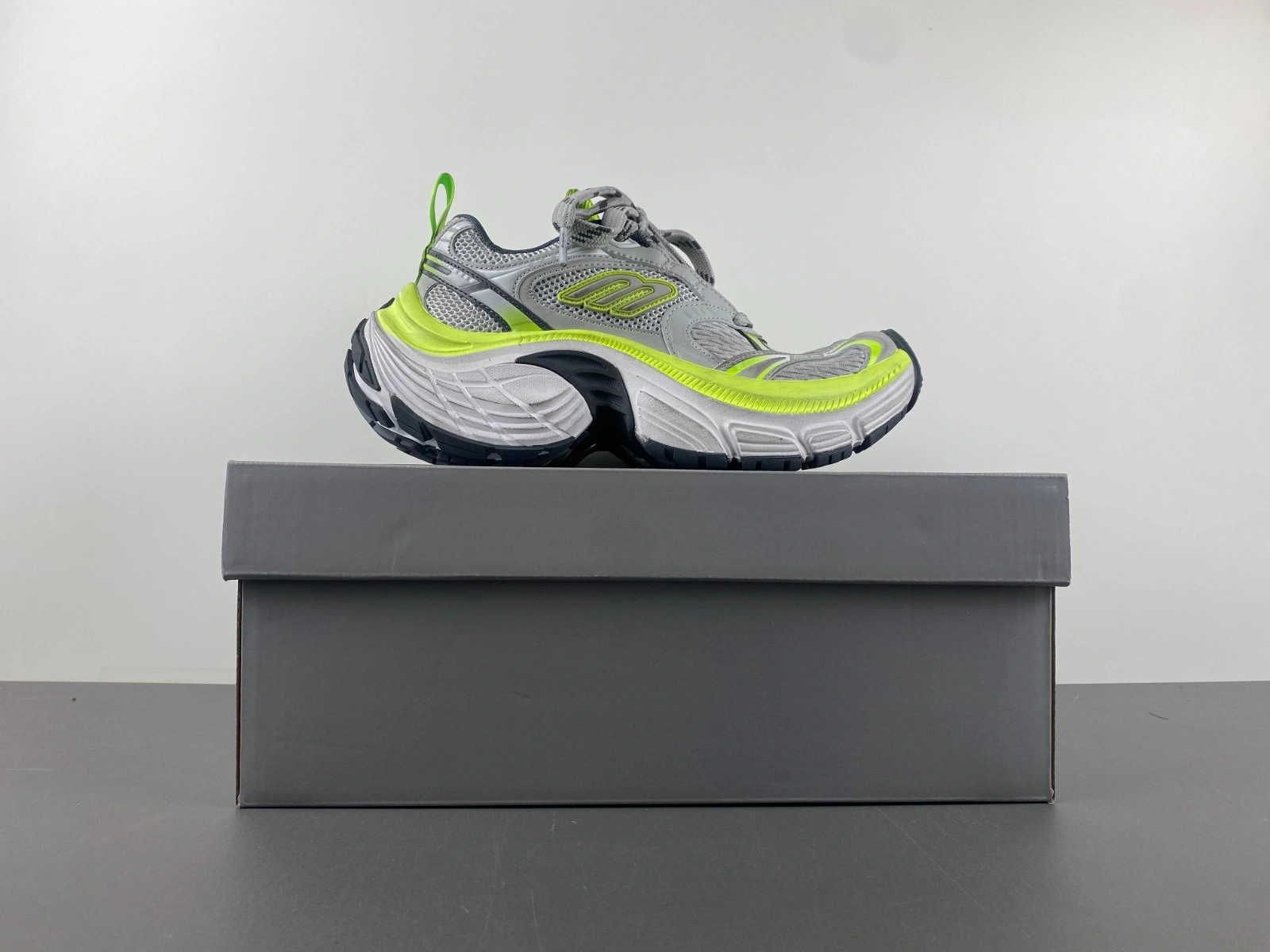 Balenciaga 6XL  SNEAKER