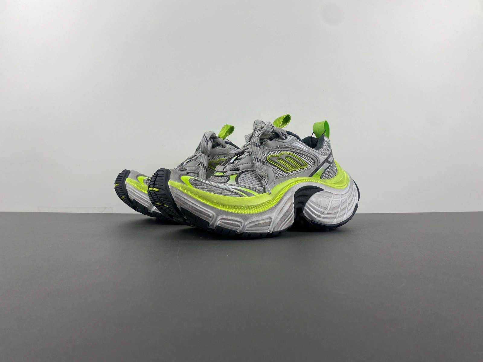 Balenciaga 6XL  SNEAKER