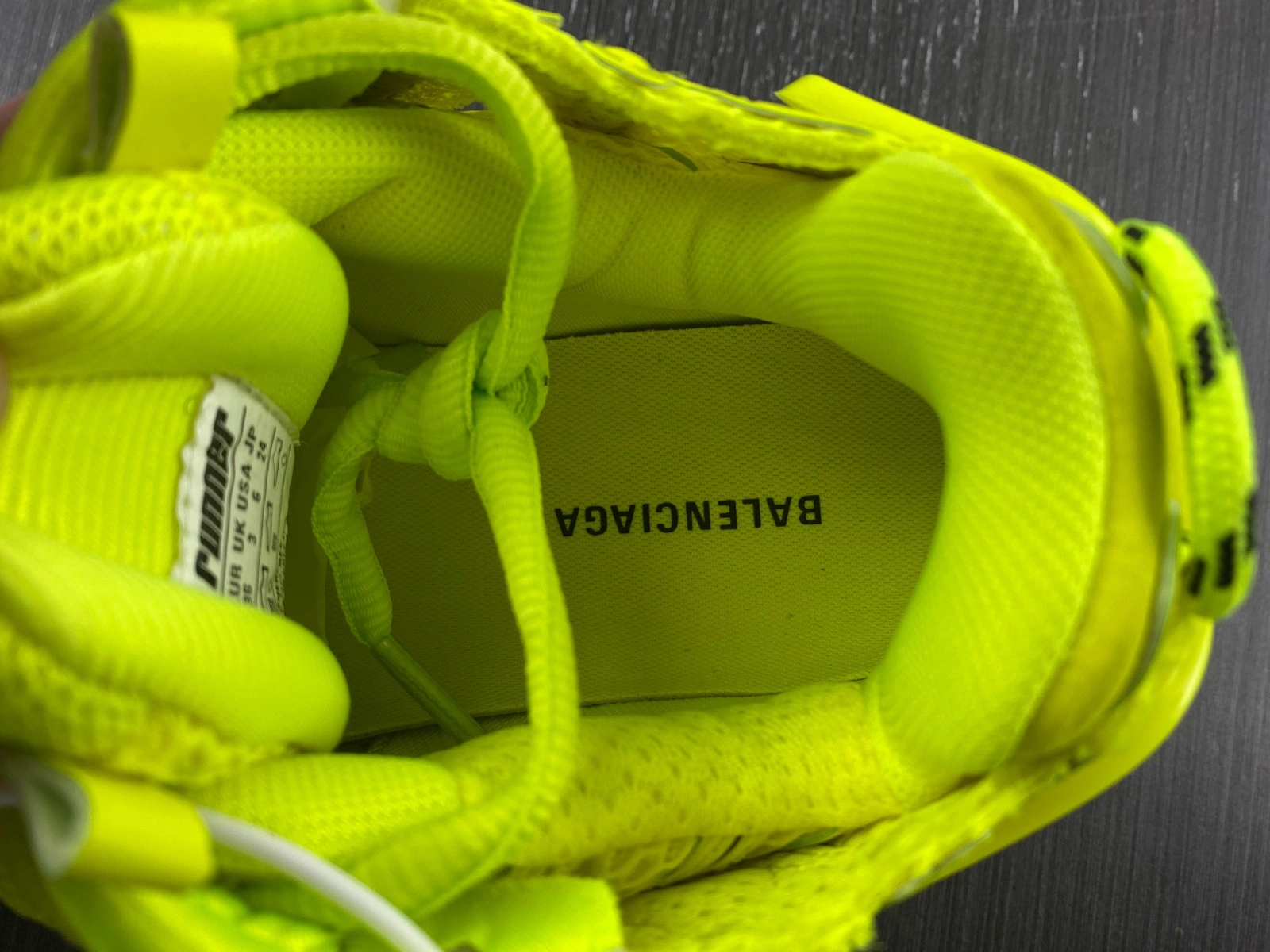 Balenciaga 7.0 RUNNER SNEAKER
