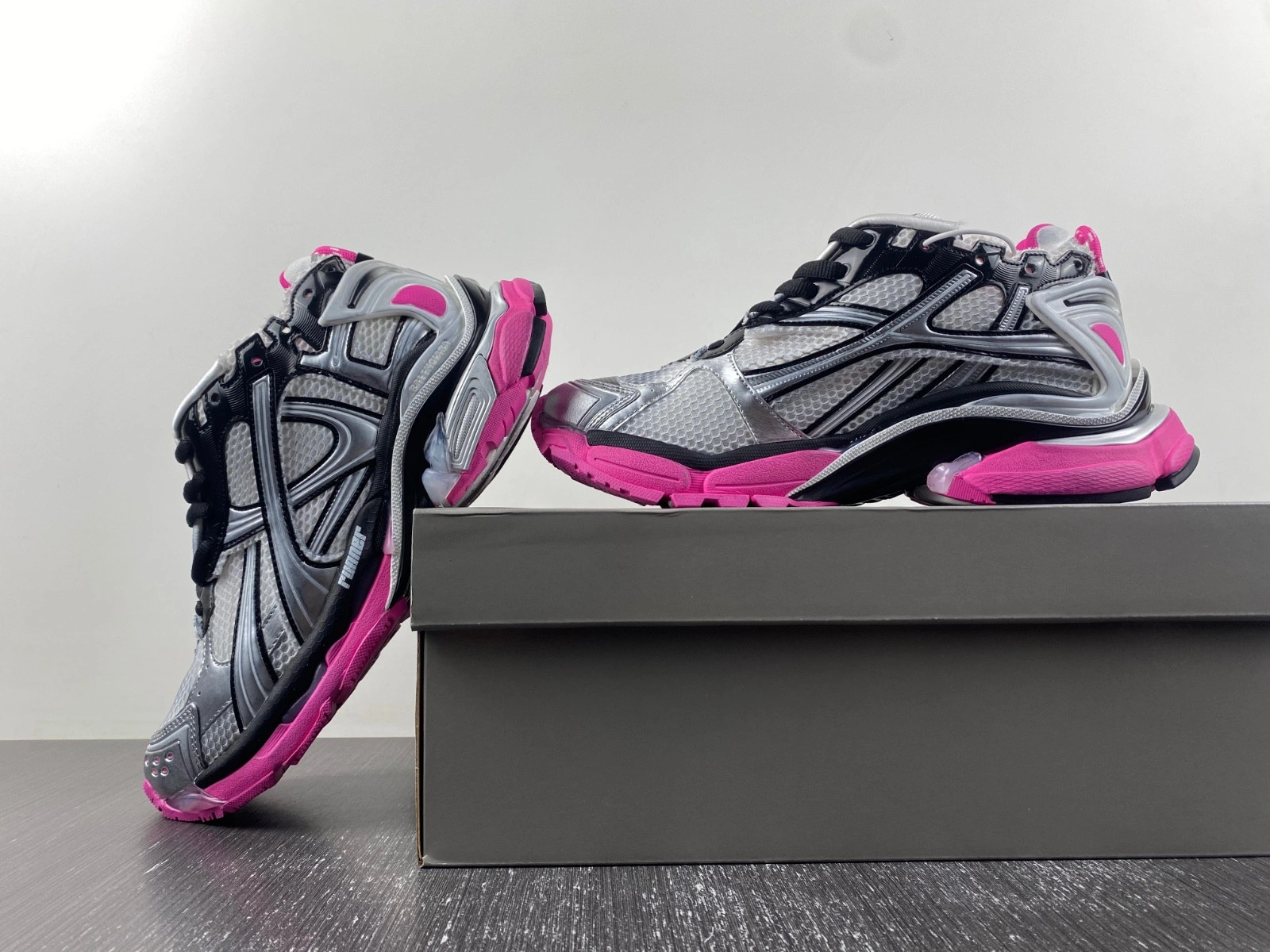 Balenciaga 7.0 Runner Sneaker
