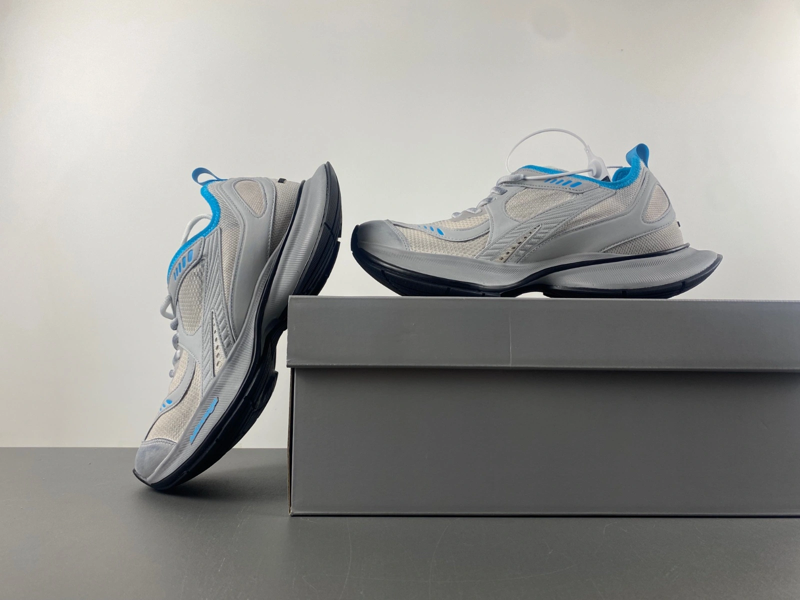 Balenciaga Circuit Sneaker